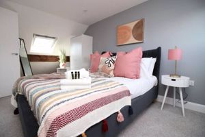 Photo 9- click for photo gallery